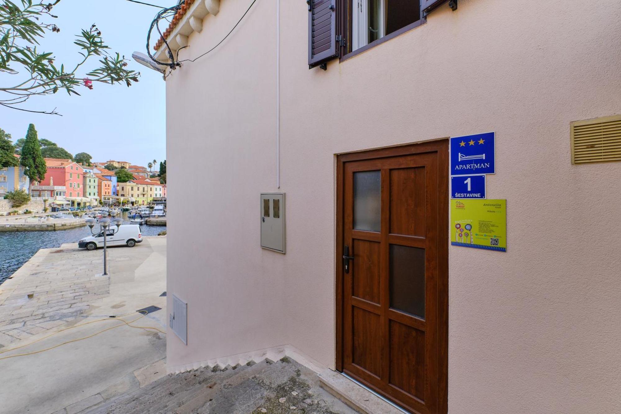 Apartments Antonella ヴェリ・ロシニュ エクステリア 写真