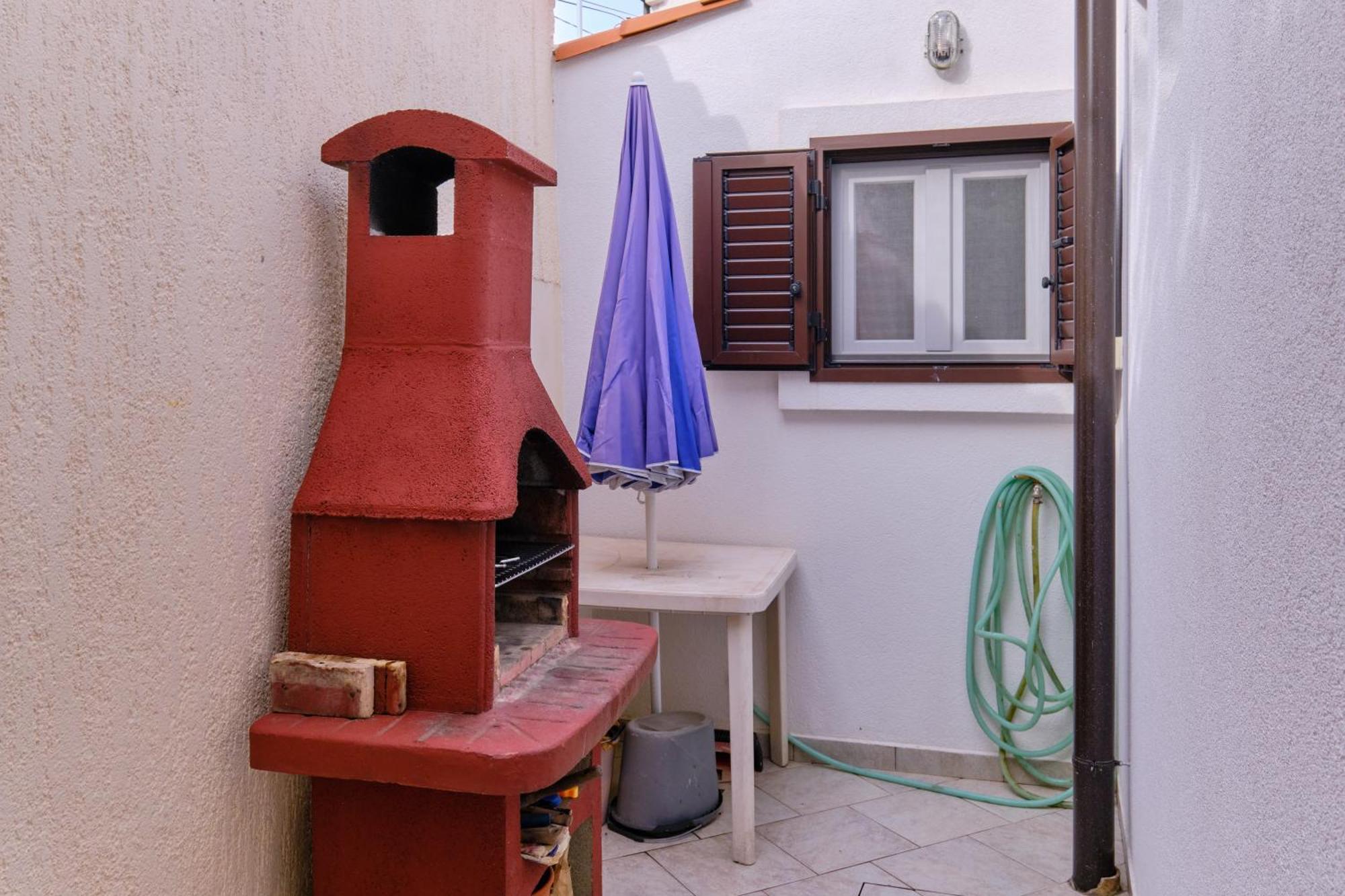 Apartments Antonella ヴェリ・ロシニュ エクステリア 写真