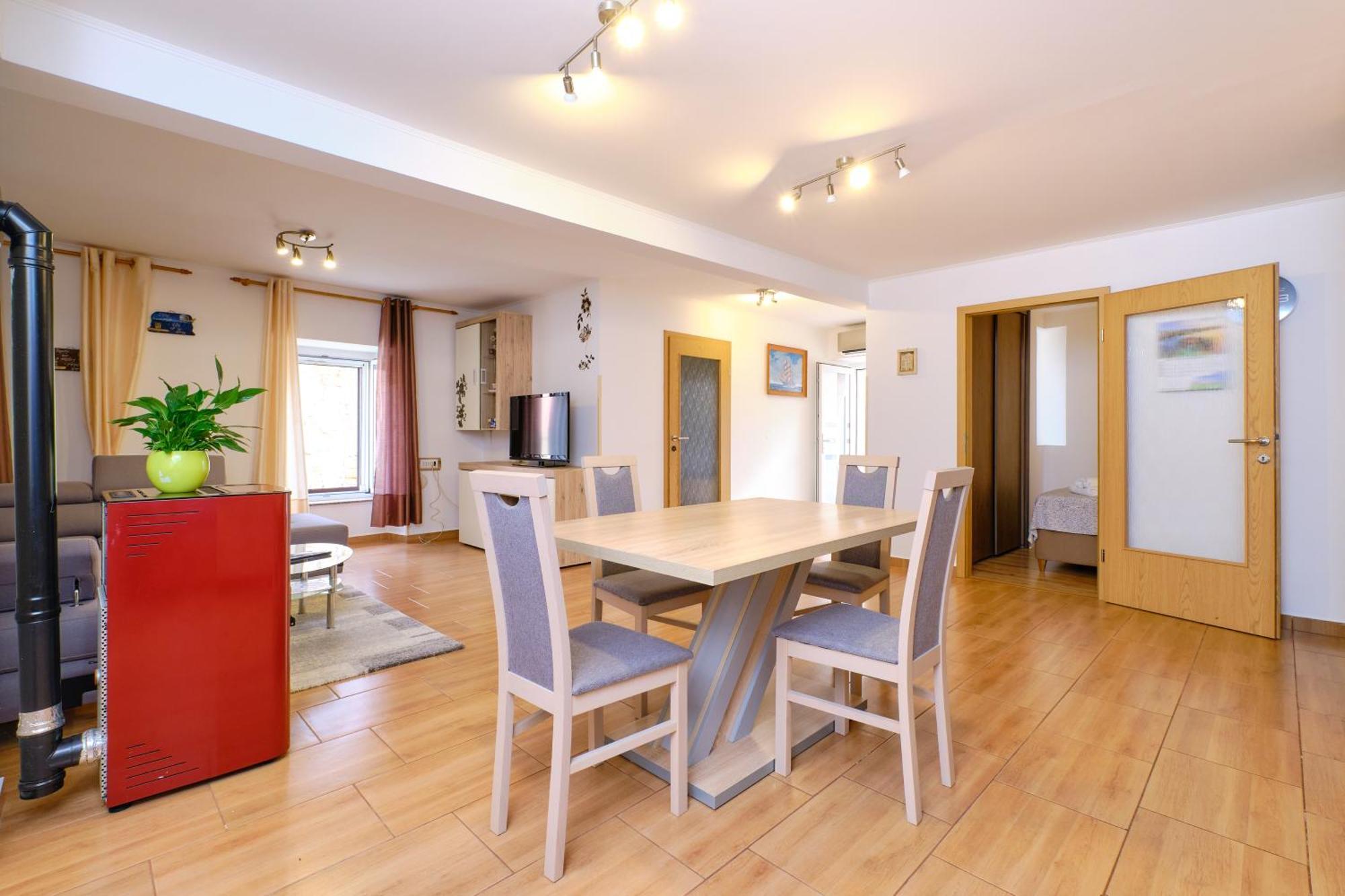 Apartments Antonella ヴェリ・ロシニュ エクステリア 写真