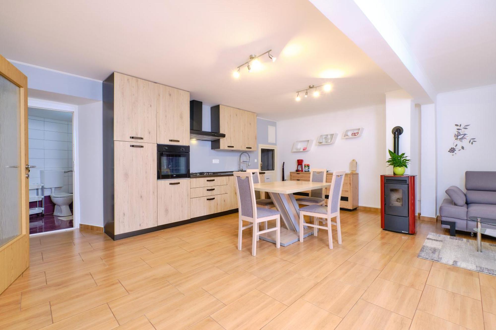 Apartments Antonella ヴェリ・ロシニュ エクステリア 写真
