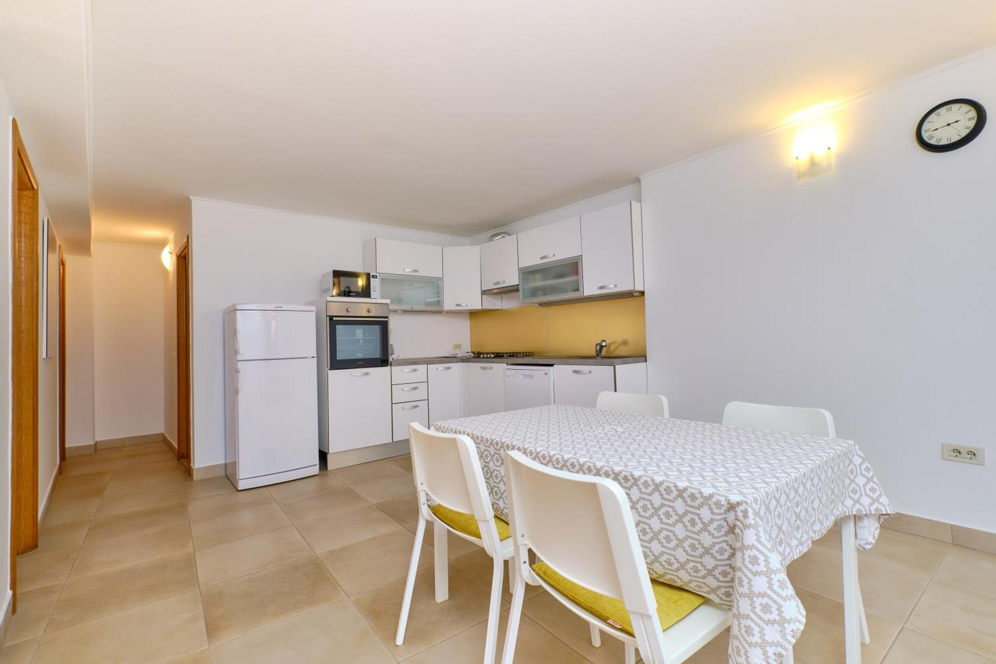 Apartments Antonella ヴェリ・ロシニュ エクステリア 写真